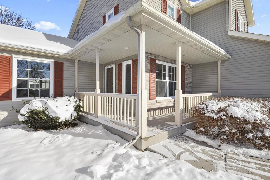 Photo of 805 Violet LANE, Oregon, WI 53575 (MLS # 2013783)