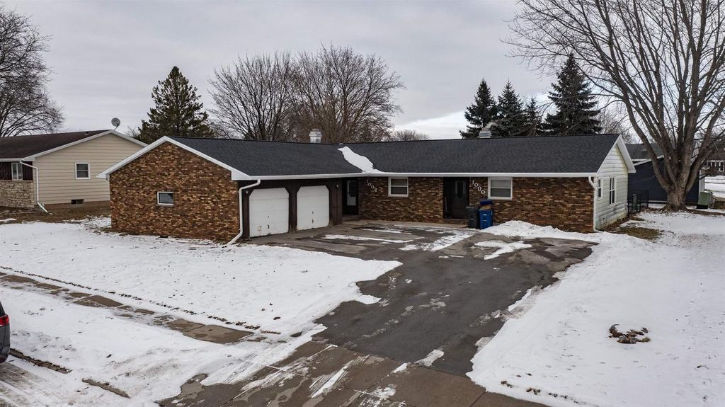 Photo of 1000 Miller LANE, Kaukauna, WI 54130 (MLS # 50320798)