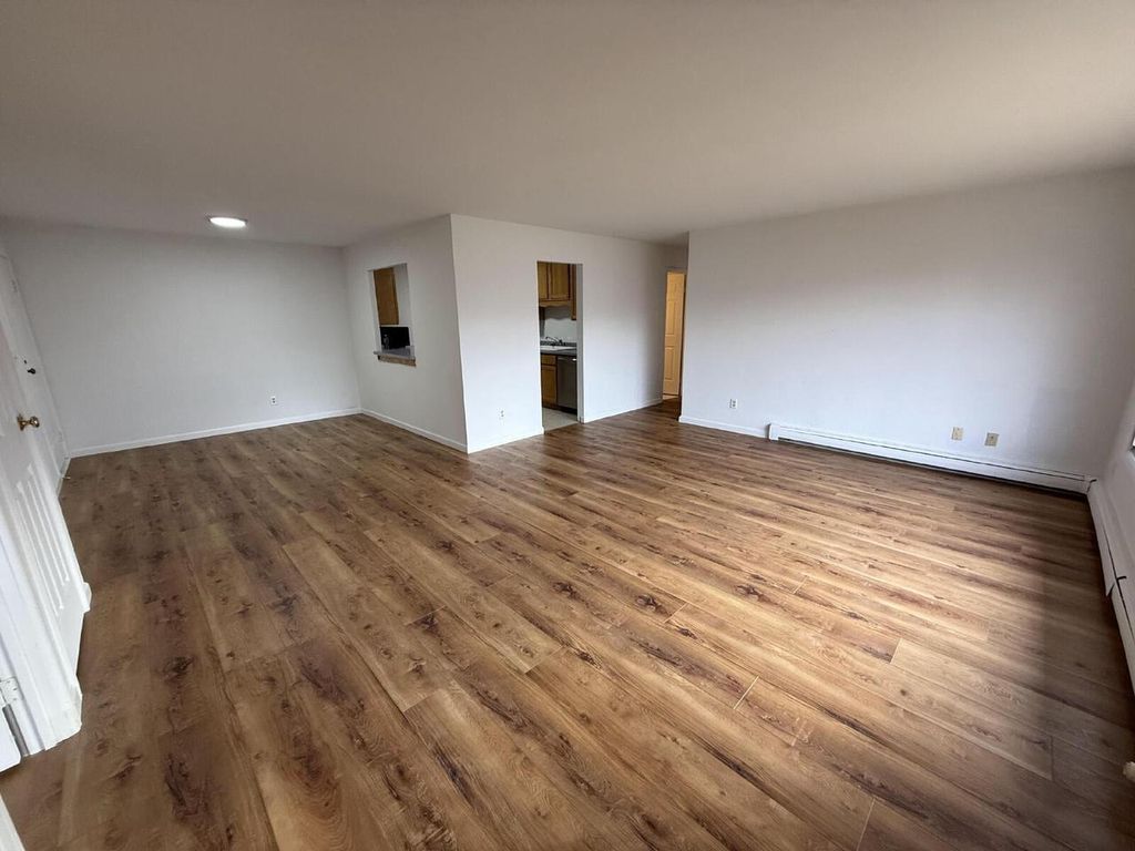 Photo of 139 Heidel ROAD #7, Mequon, WI 53092 (MLS # 1946410)