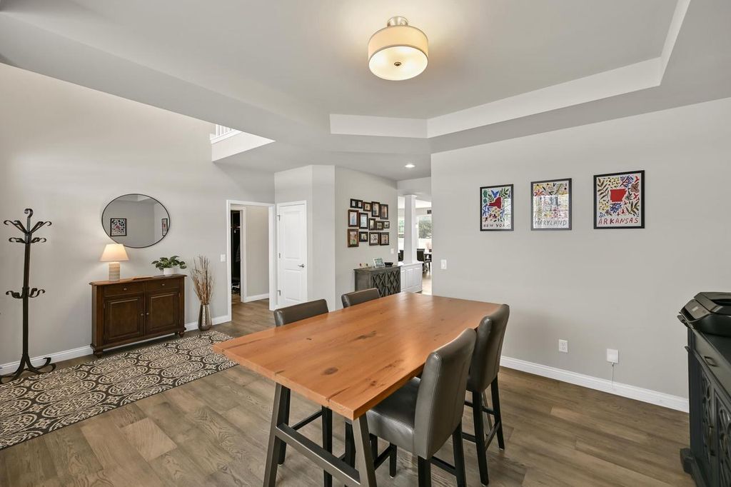 Photo of 8130 W Mourning Dove LANE, Mequon, WI 53097 (MLS # 1954153)