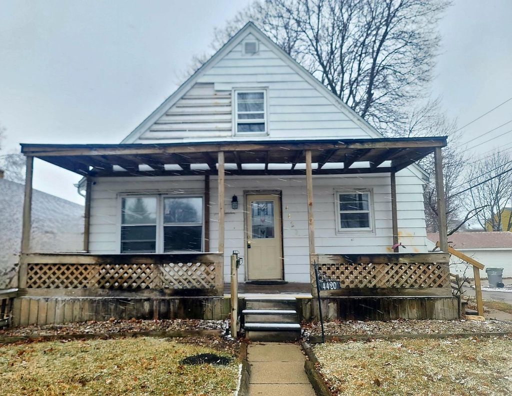 Photo of 4420 N 71st STREET, Milwaukee, WI 53218 (MLS # 1953484)