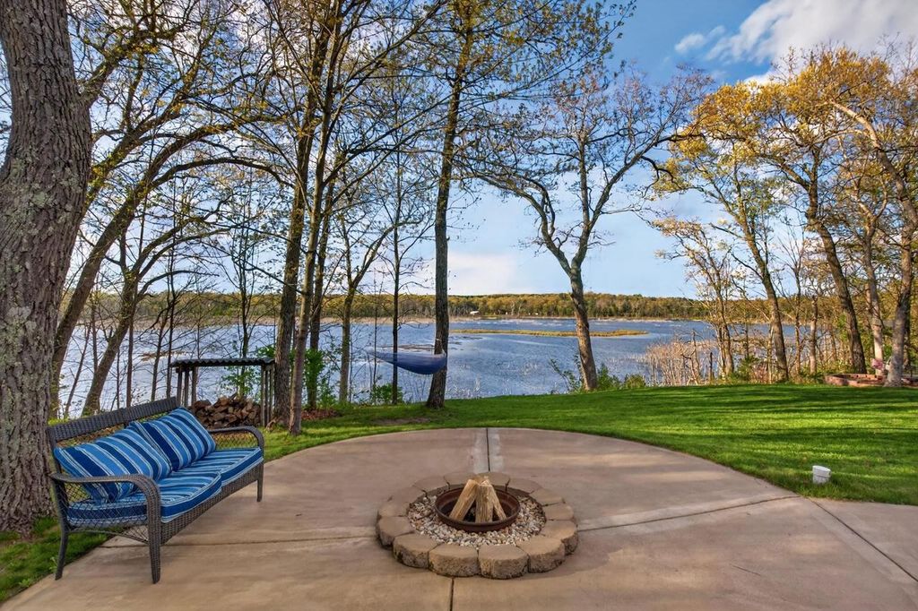 Photo of 6698 Laura?s Lane, Almond, WI 54909 (MLS # 22602112)