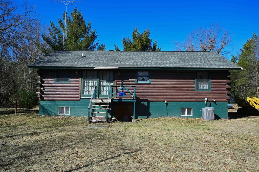 Photo of N11380 10th AVENUE, Necedah, WI 54646 (MLS # 2018451)