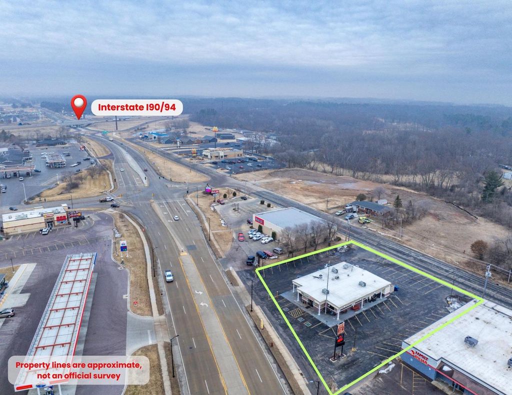 Photo of 532 Gateway AVENUE, Mauston, WI 53948 (MLS # 2018081)