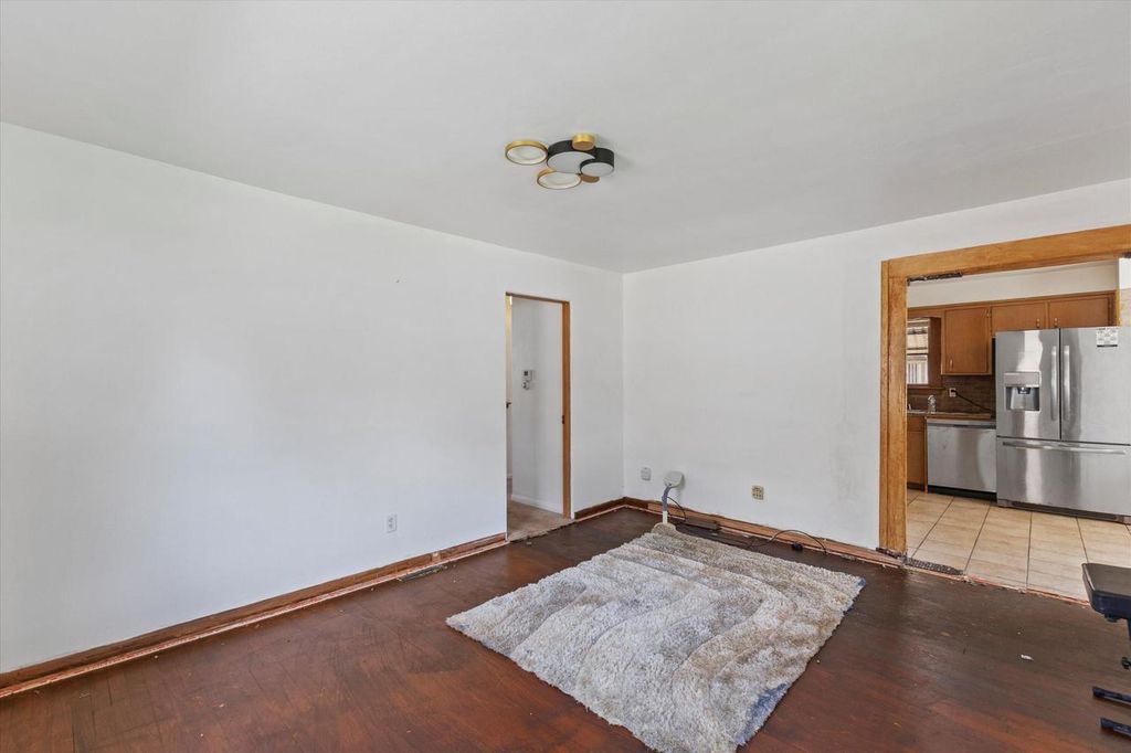 Photo of 6242 W Leon TERRACE, Milwaukee, WI 53218 (MLS # 1939399)