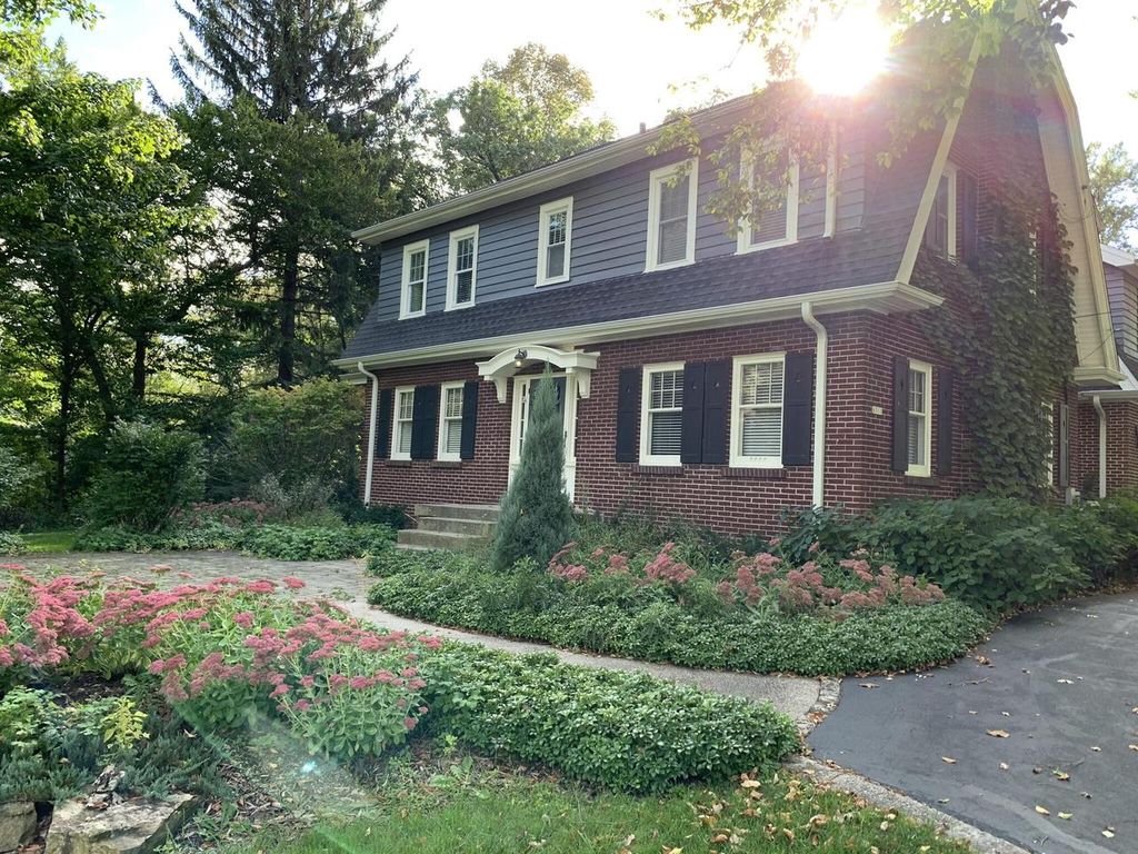 Photo of 6511 W Division STREET, Mequon, WI 53092 (MLS # 1940449)