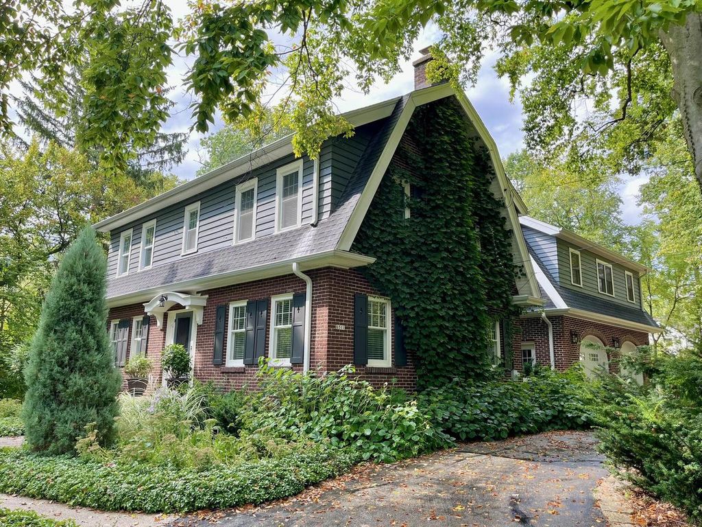 Photo of 6511 W Division STREET, Mequon, WI 53092 (MLS # 1940449)