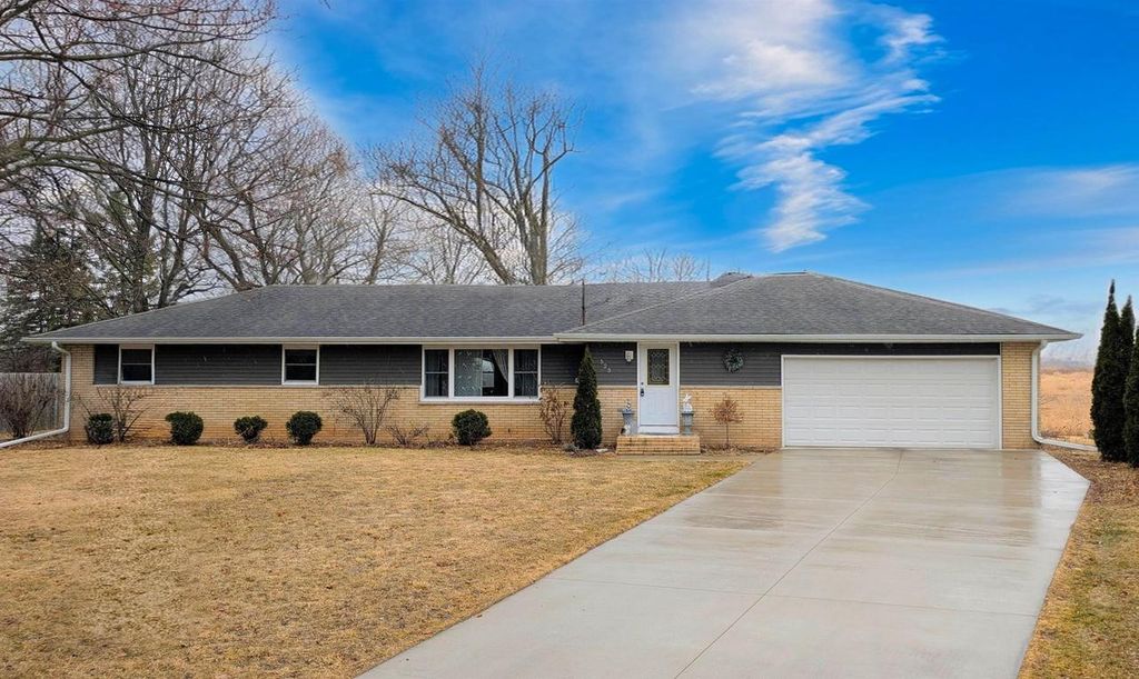 Photo of 525 E 20th STREET, Kaukauna, WI 54130 (MLS # 50321956)