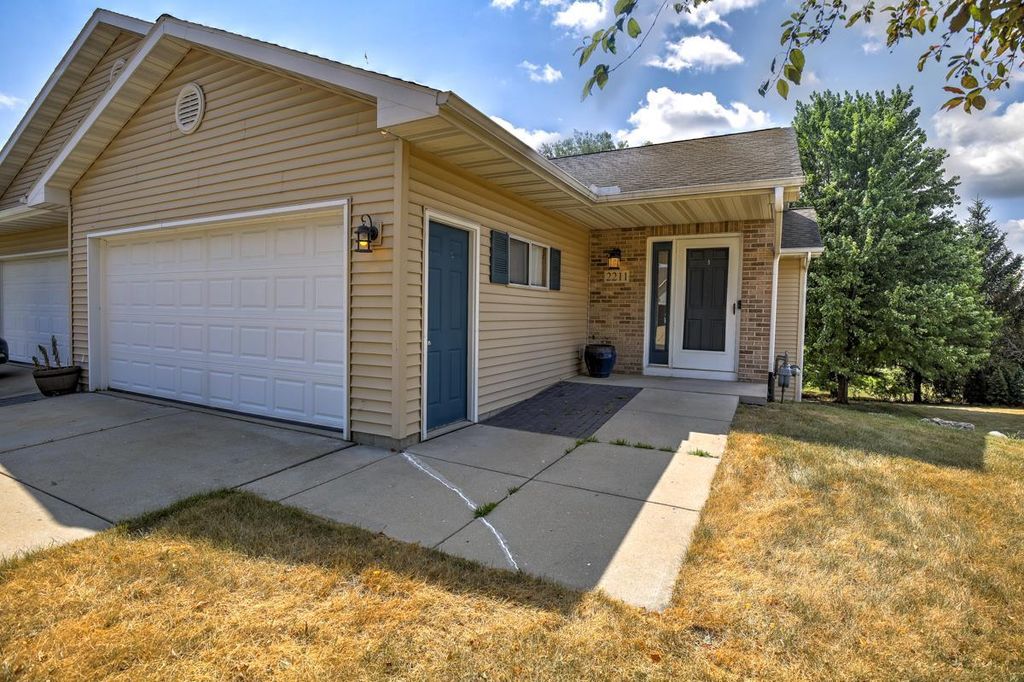 Photo of 2211 Wood View DRIVE, Stoughton, WI 53589 (MLS # 2028999)