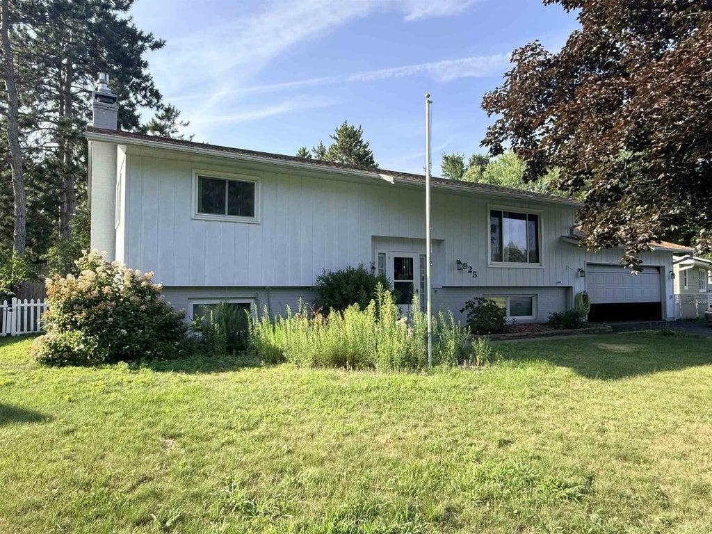 Photo of 925 Ingalls ROAD, WI 54751 (MLS # 2030953)