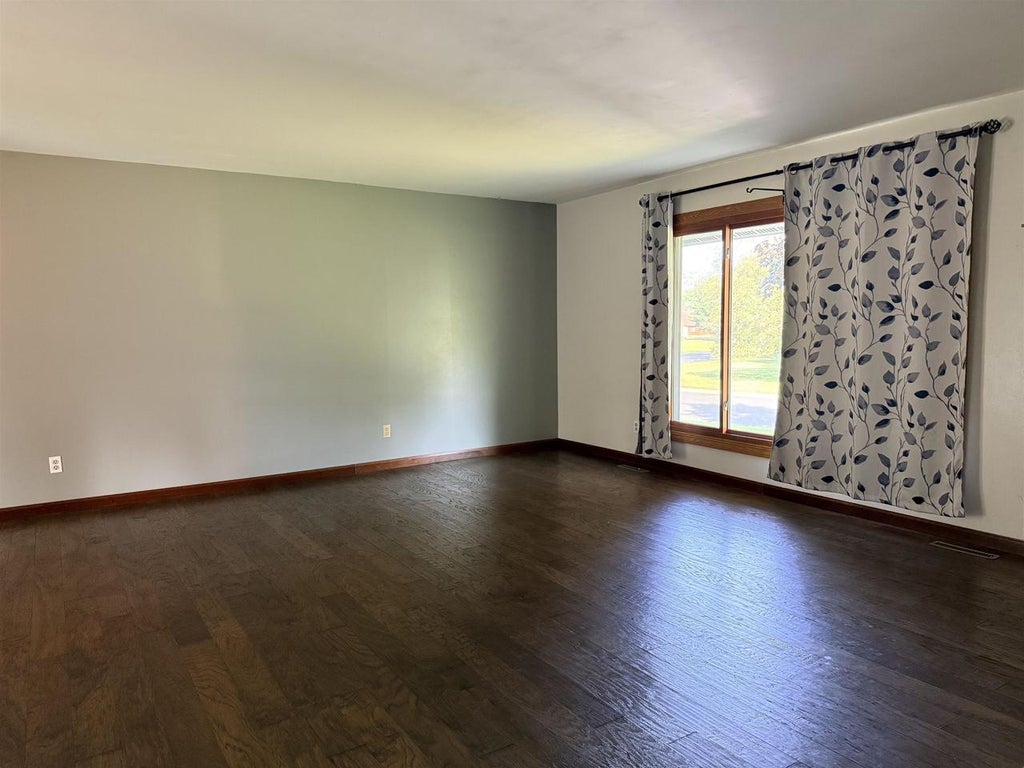 Photo of 925 Ingalls ROAD, WI 54751 (MLS # 2030953)