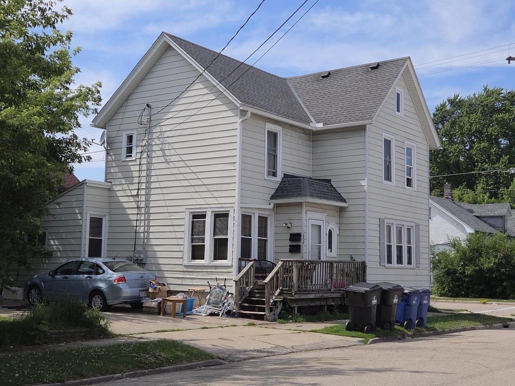 Photo of 1654 Saint Clair STREET, Racine, WI 53402 (MLS # 1972076)