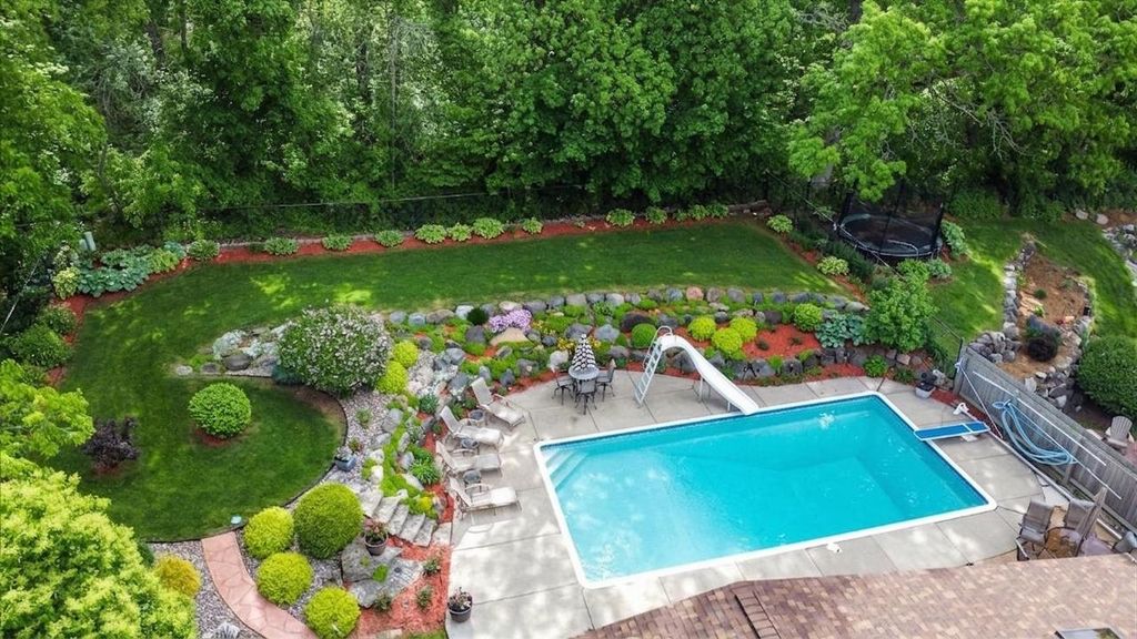 Photo of 6207 Indian Mound DRIVE, Mcfarland, WI 53558 (MLS # 2023632)