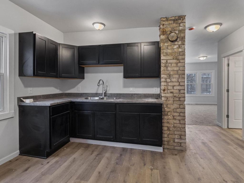 Photo of 1818 W Nash STREET, Milwaukee, WI 53206 (MLS # 1947966)