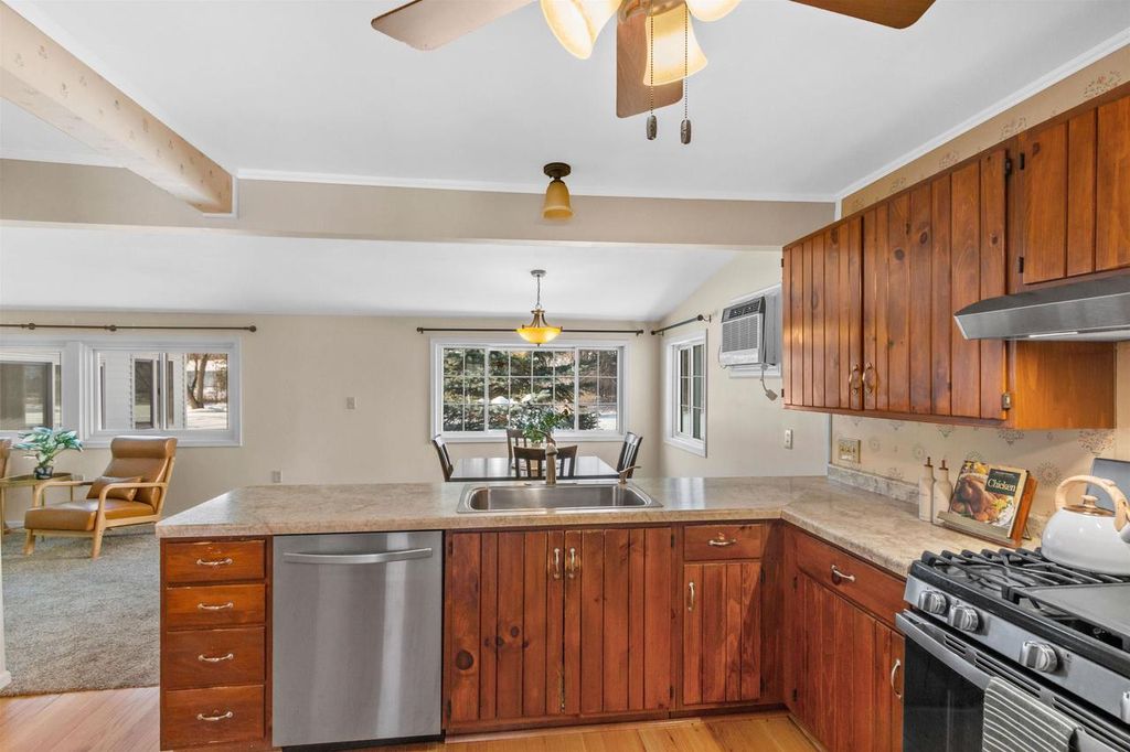 Photo of 1440 Woodbine STREET, Wisconsin Rapids, WI 54495 (MLS # 22505829)