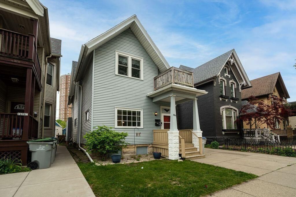Photo of 1666 N Humboldt AVENUE, Milwaukee, WI 53202 (MLS # 1963751)