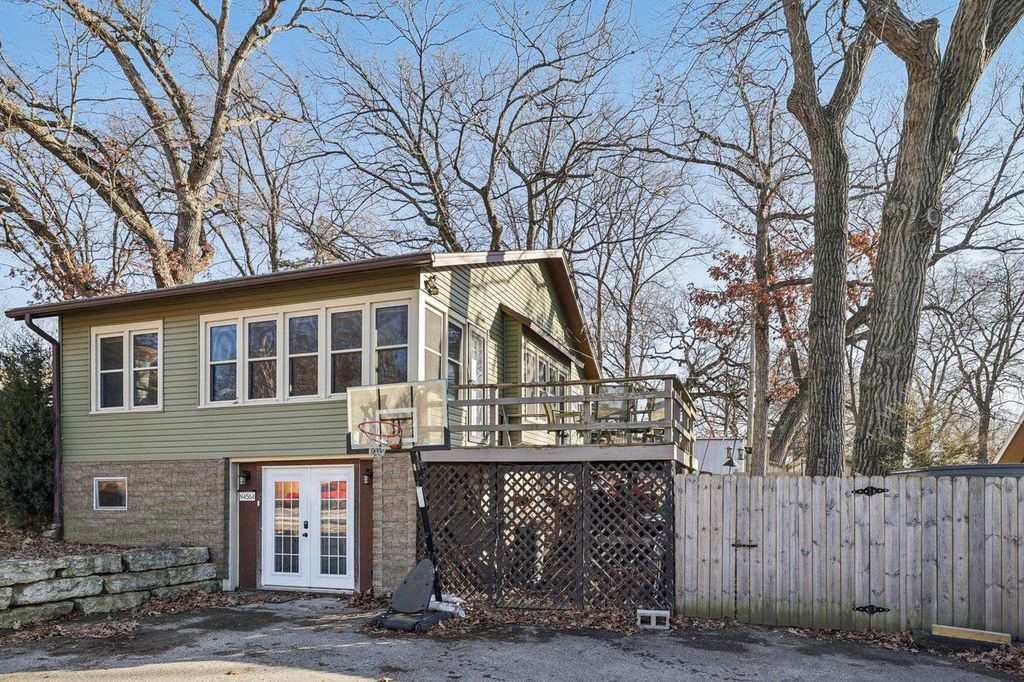 Photo of N4564 Warne AVENUE, Cambridge, WI 53523 (MLS # 2016911)