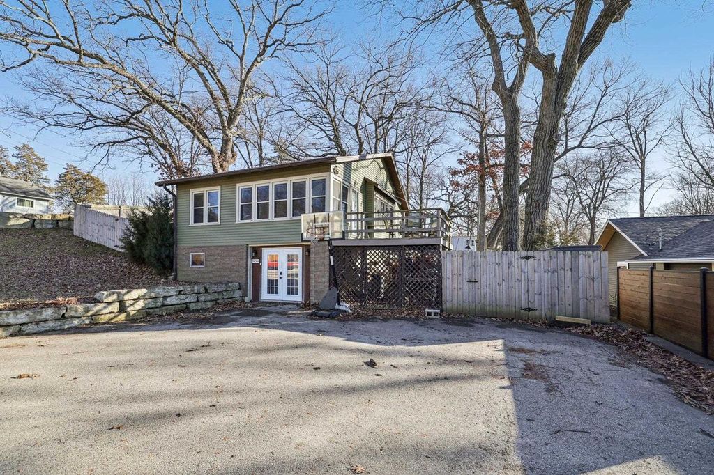 Photo of N4564 Warne AVENUE, Cambridge, WI 53523 (MLS # 2016911)