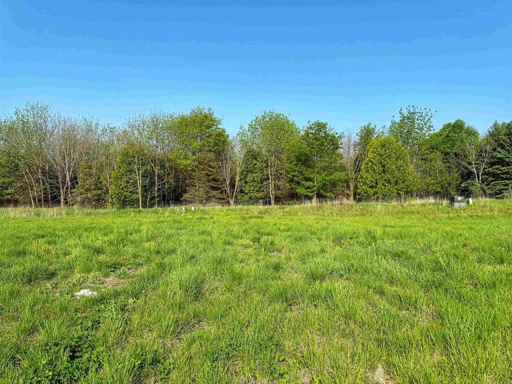 Photo of 1266 Tivoli CIRCLE, Oregon, WI 53575 (MLS # 2032939)