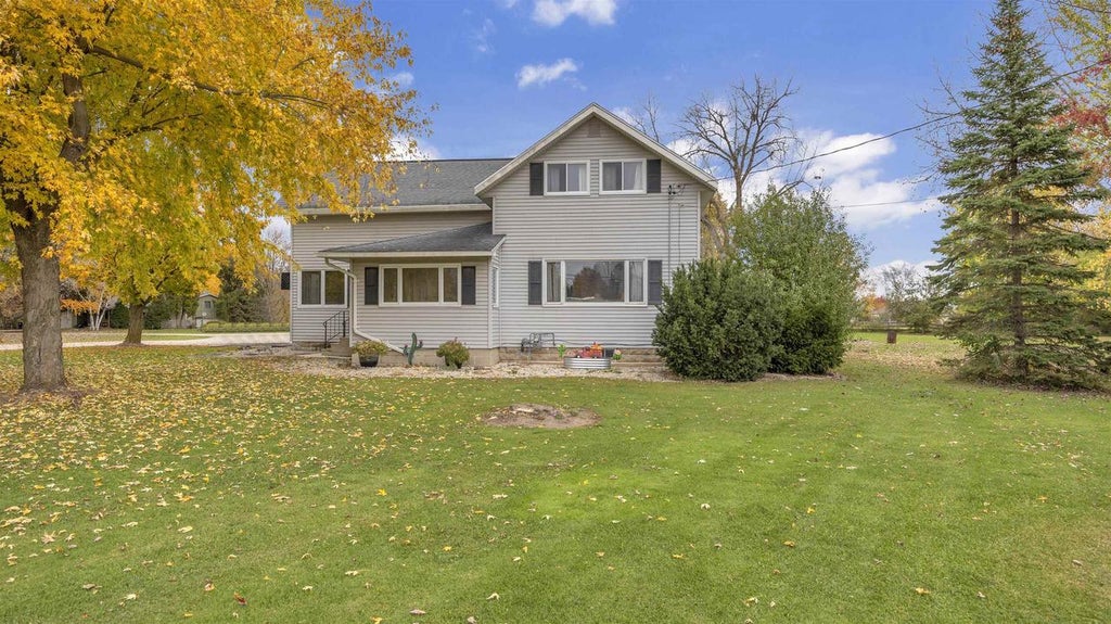 Photo of N7701 van Dyne ROAD, Fond Du Lac, WI 54937 (MLS # 50334953)