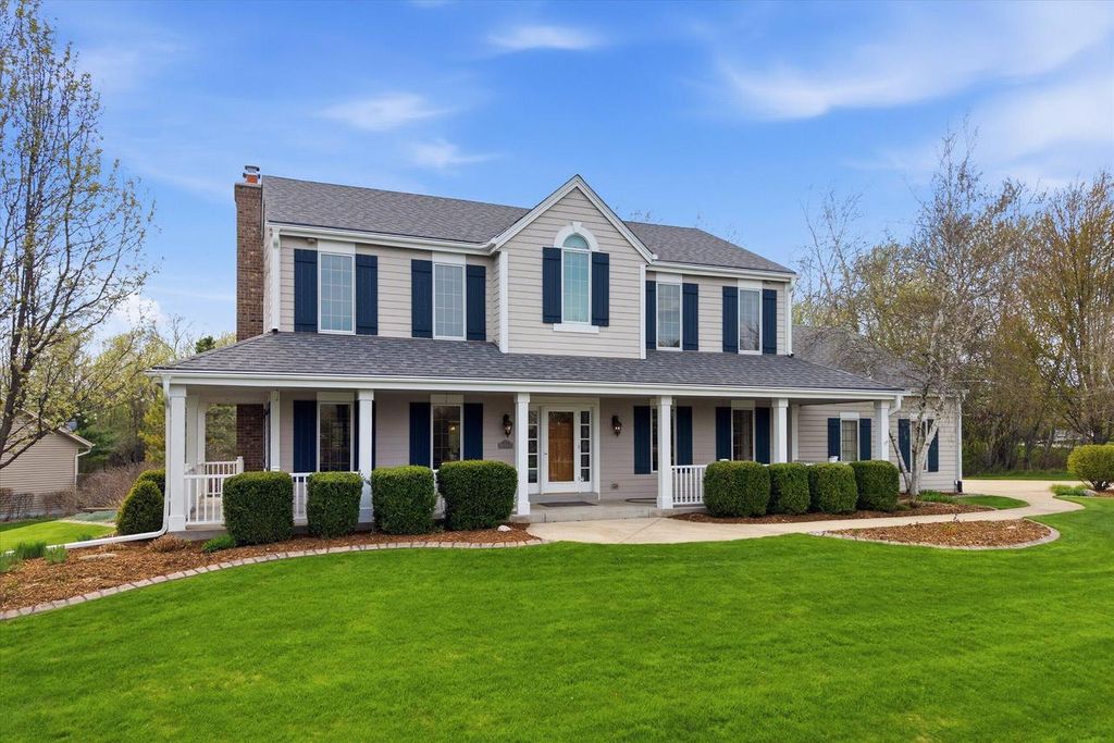 Photo of 439 Brockway DRIVE, Mukwonago, WI 53149 (MLS # 1959686)