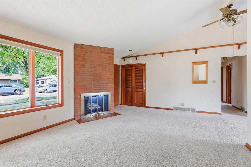 Photo of 327 S Roger STREET, Kimberly, WI 54136 (MLS # 50329955)