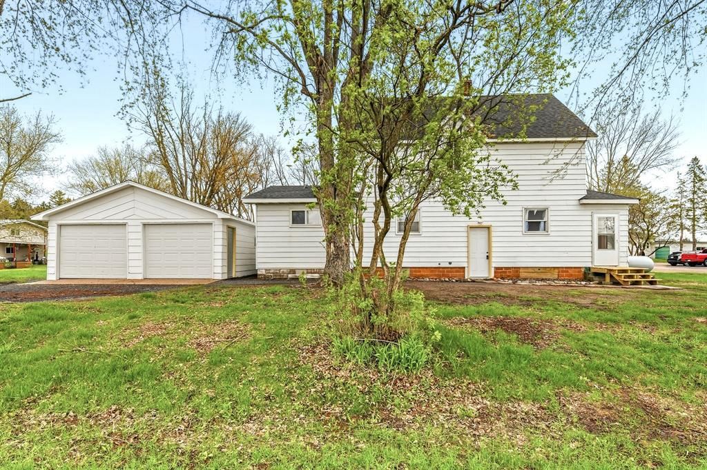Photo of 105 E Crumb STREET, Gilman, WI 54433 (MLS # 1600336)