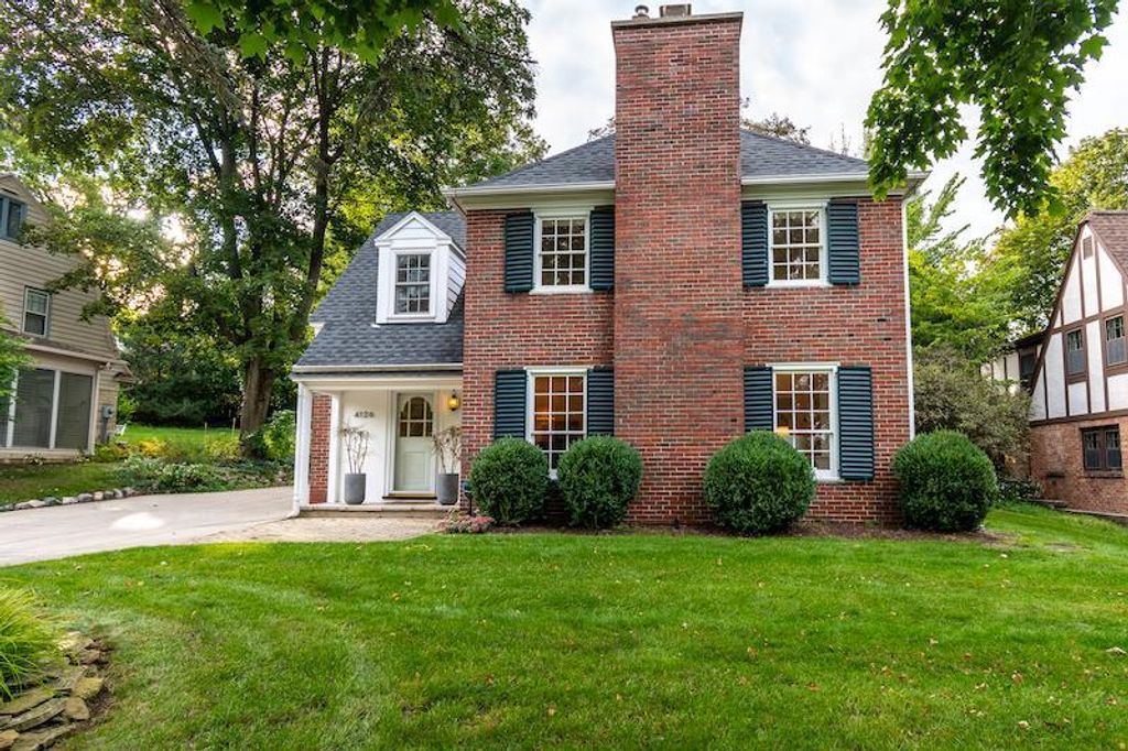 Photo of 7009 55th AVENUE, Kenosha, WI 53142 (MLS # 1945597)