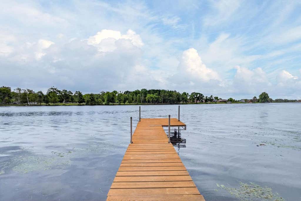 Photo of 530 E Park DRIVE, Peshtigo, WI 54157 (MLS # 50328608)