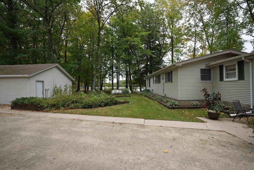 Photo of 4951 MacHickanee LANE, Lena, WI 54139 (MLS # 50316320)