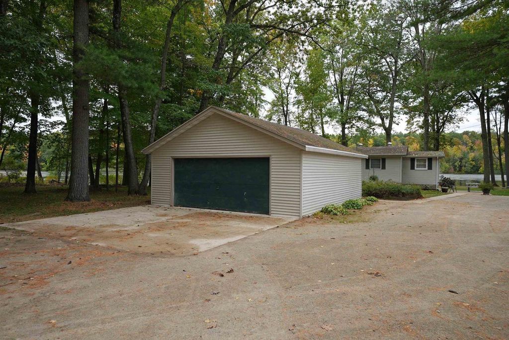 Photo of 4951 MacHickanee LANE, Lena, WI 54139 (MLS # 50316320)