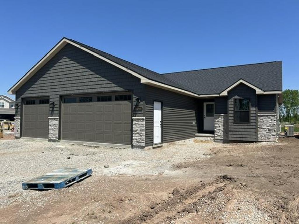 Photo of 3646 E Gladiolus PLACE, Appleton, WI 54913 (MLS # 50326178)