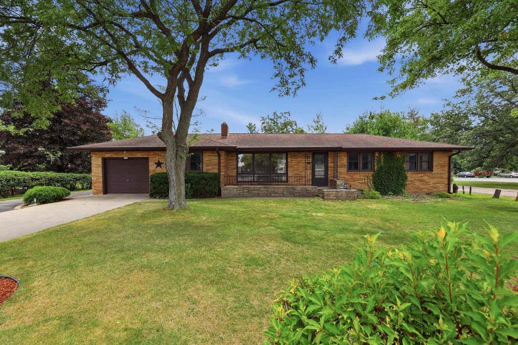 Photo of 3505 Stanley STREET, Stevens Point, WI 54481 (MLS # 22603775)