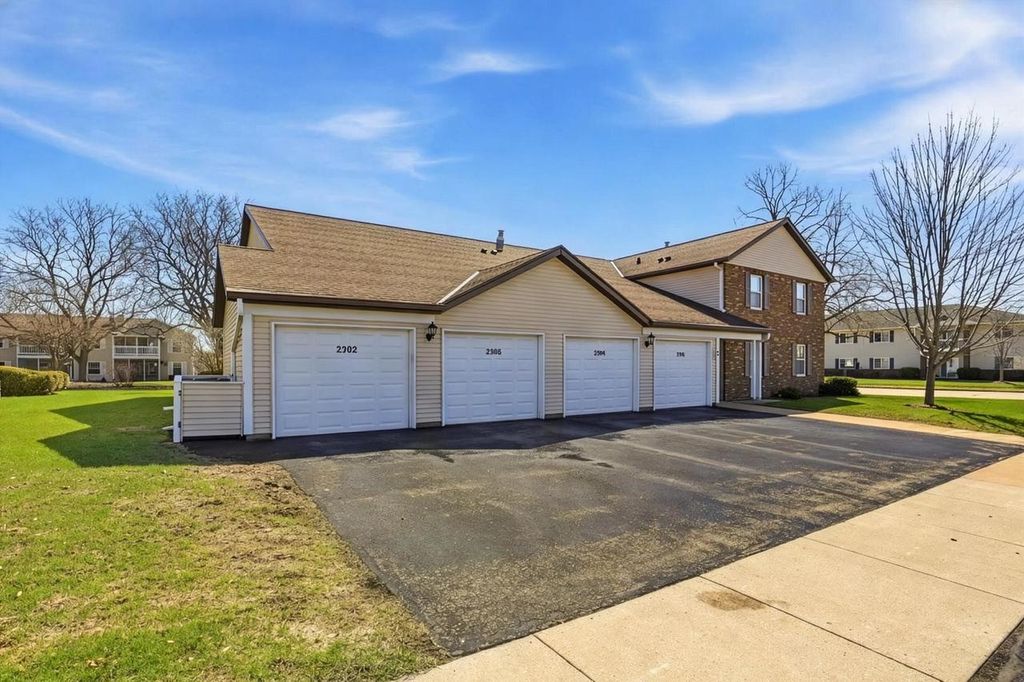 Photo of 2302 Wisconsin STREET, Oshkosh, WI 54901 (MLS # 50323725)