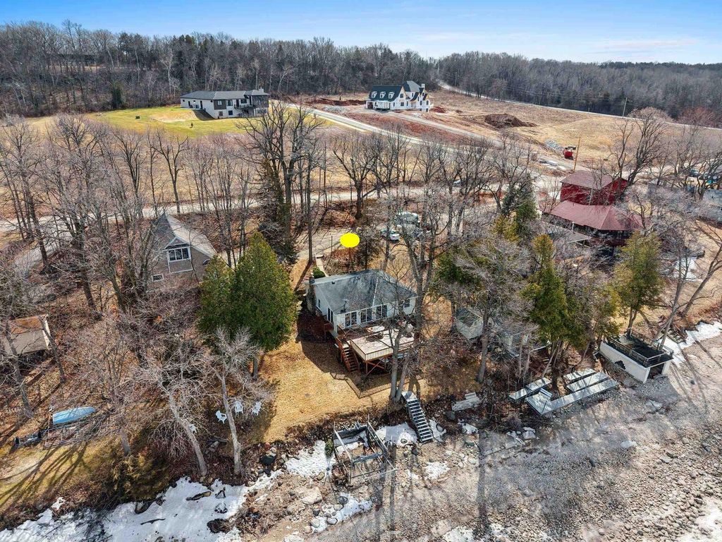 Photo of 5141 Edgewater Beach ROAD, Green Bay, WI 54311 (MLS # 50322258)