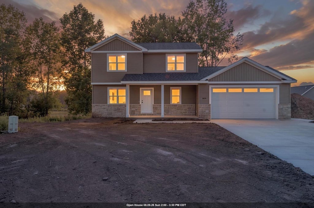 Photo of 1631 Emerson COURT, Green Bay, WI 54313 (MLS # 50330595)