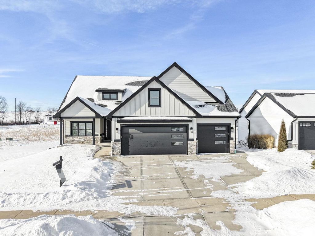 Photo of 850 Capitol DRIVE, Dane, WI 53529 (MLS # 2011028)
