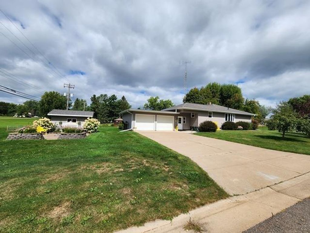 Photo of 201 N 3rd STREET, Colby, WI 54421 (MLS # 22601113)