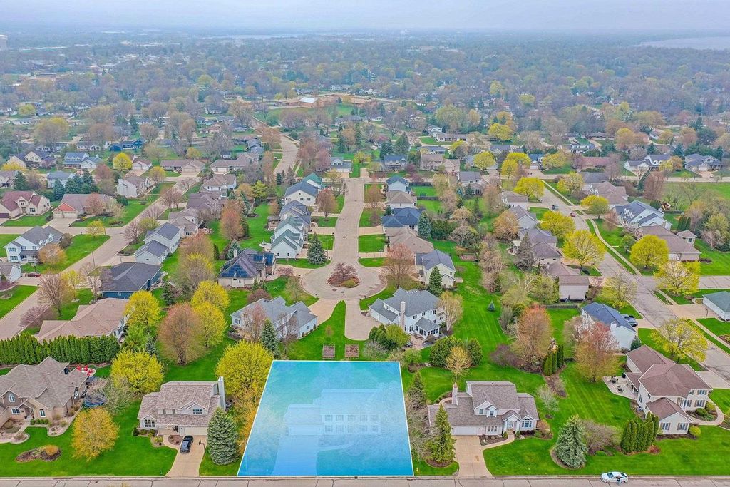 Photo of 228 Bosworth LANE, Neenah, WI 54956 (MLS # 50324428)