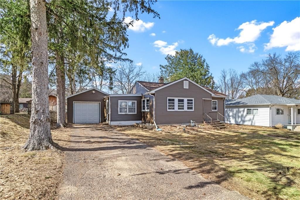 Photo of 728 2nd STREET, Altoona, WI 54720 (MLS # 1598989)