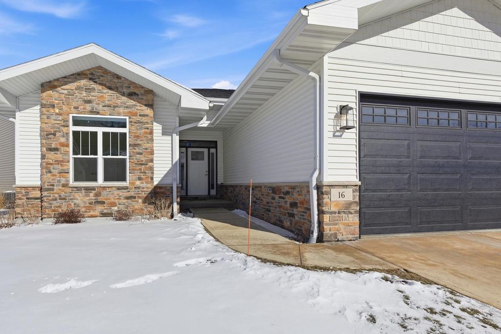 Photo of 16 Prince WAY, Fitchburg, WI 53711 (MLS # 2014403)