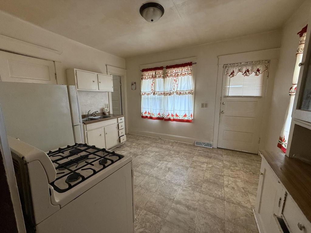 Photo of 2619 W High STREET, Racine, WI 53404 (MLS # 1957675)