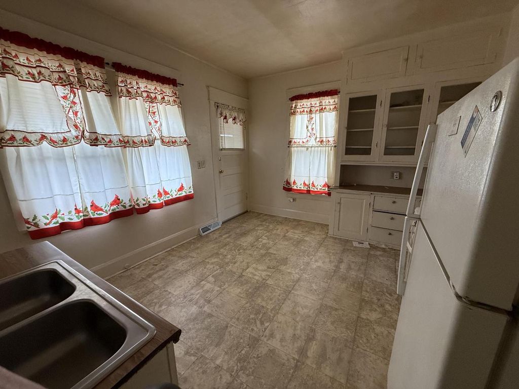 Photo of 2619 W High STREET, Racine, WI 53404 (MLS # 1957675)