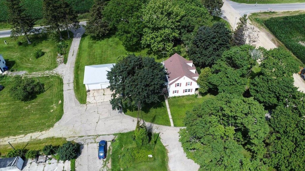 Photo of W8089 County Road K, Arlington, WI 53911 (MLS # 2021752)