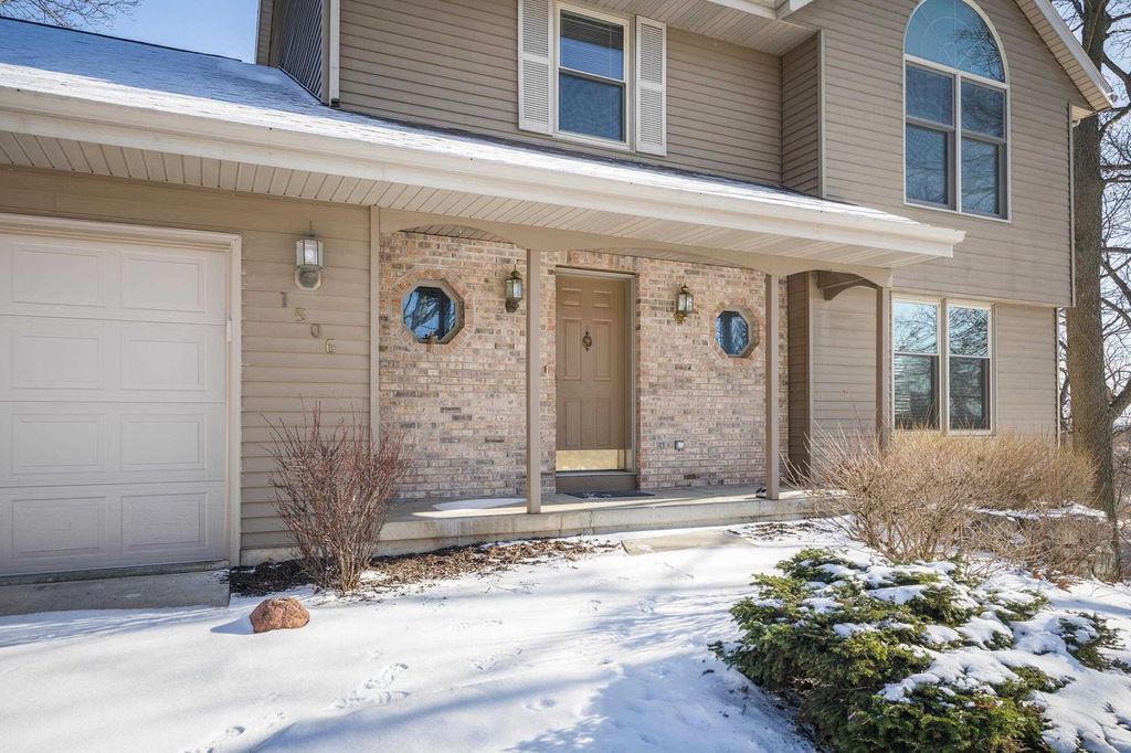 Photo of 1506 Winchester PLACE, Janesville, WI 53548 (MLS # 2011655)