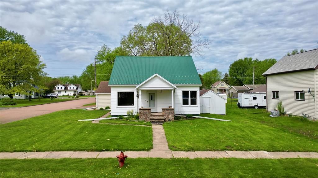 Photo of 221 S Division STREET, Loyal, WI 54446 (MLS # 1601338)