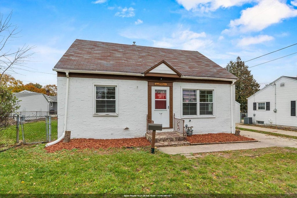 Photo of 1222 9th STREET, Green Bay, WI 54304 (MLS # 50335003)