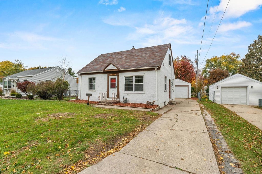 Photo of 1222 9th STREET, Green Bay, WI 54304 (MLS # 50335003)