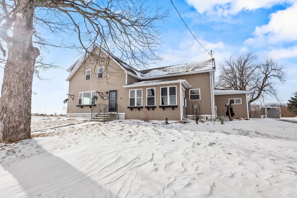 Photo of 4292 Stagecoach ROAD, Green Bay, WI 54311 (MLS # 50320467)