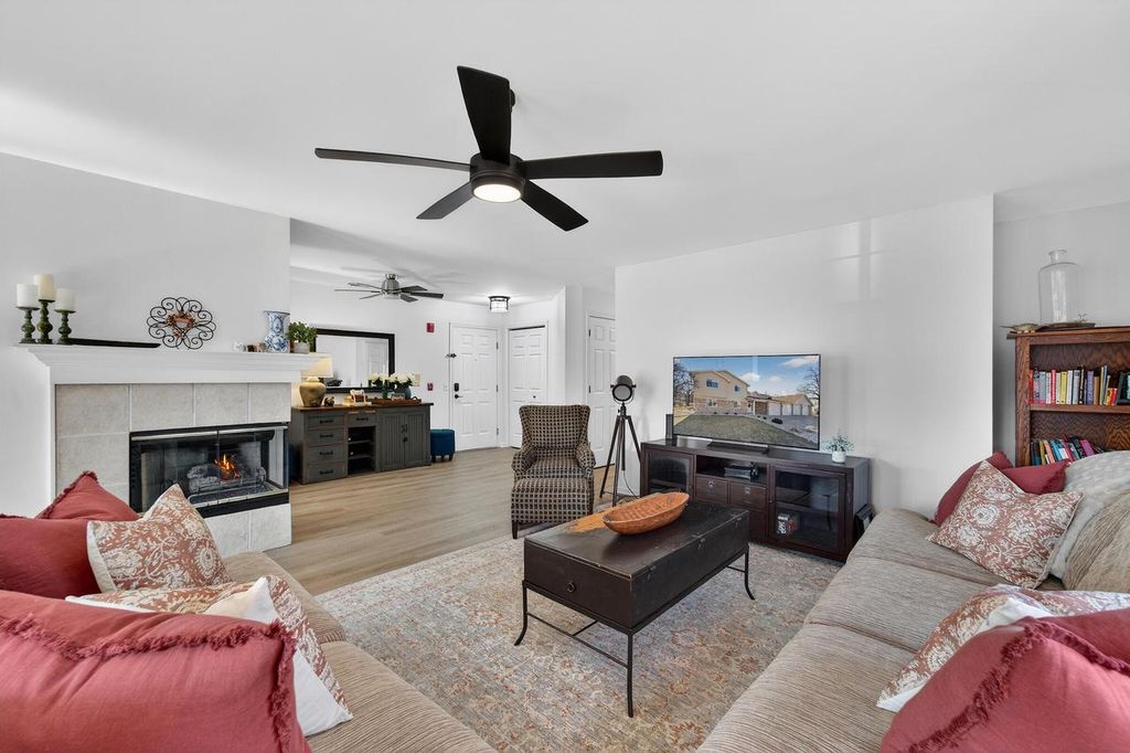 Photo of 129 S Curtis STREET #1121, Lake Geneva, WI 53147 (MLS # 1951617)